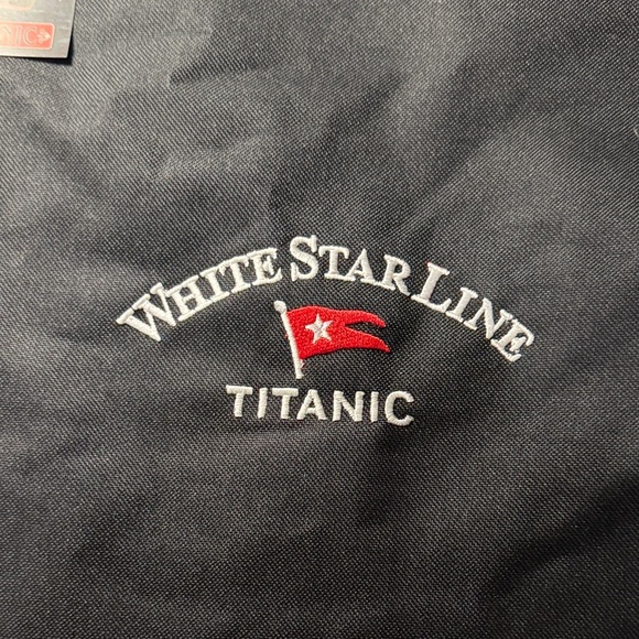 Titanic Collector’s Tote Bag - Picture 5 of 8